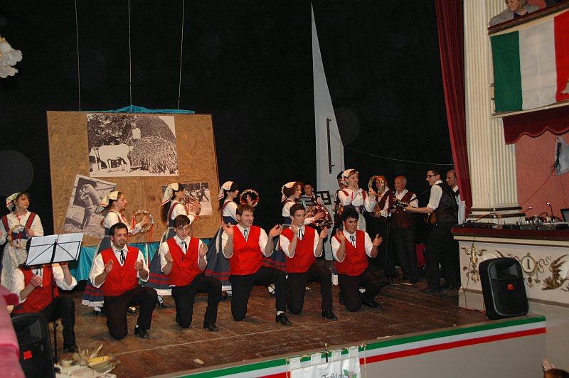 2011-04-02 spettacolo Petritoli (25).jpg